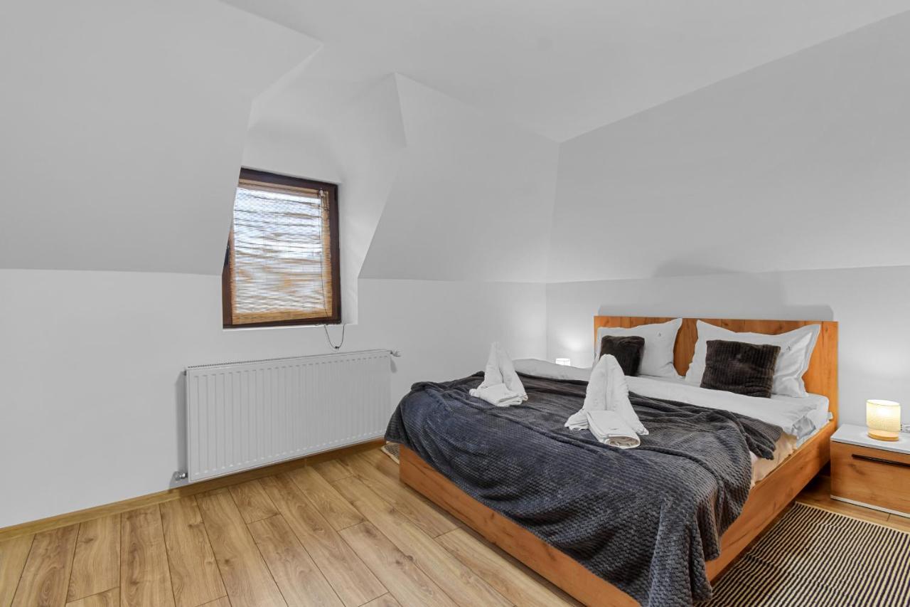 Two Bedrooms Hytta Apartment Sinaia Luaran gambar